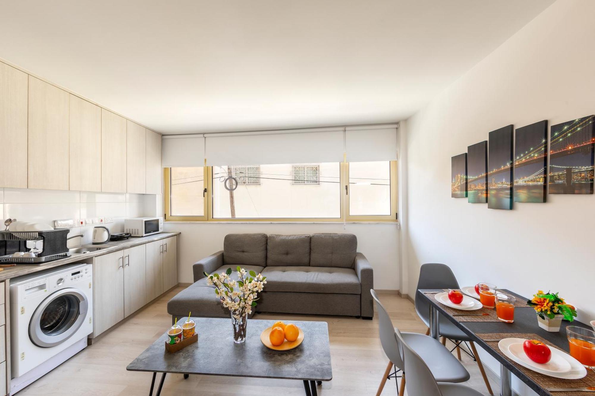 C-Premium Apts 100M From Beach And City Centre لارنكا المظهر الخارجي الصورة