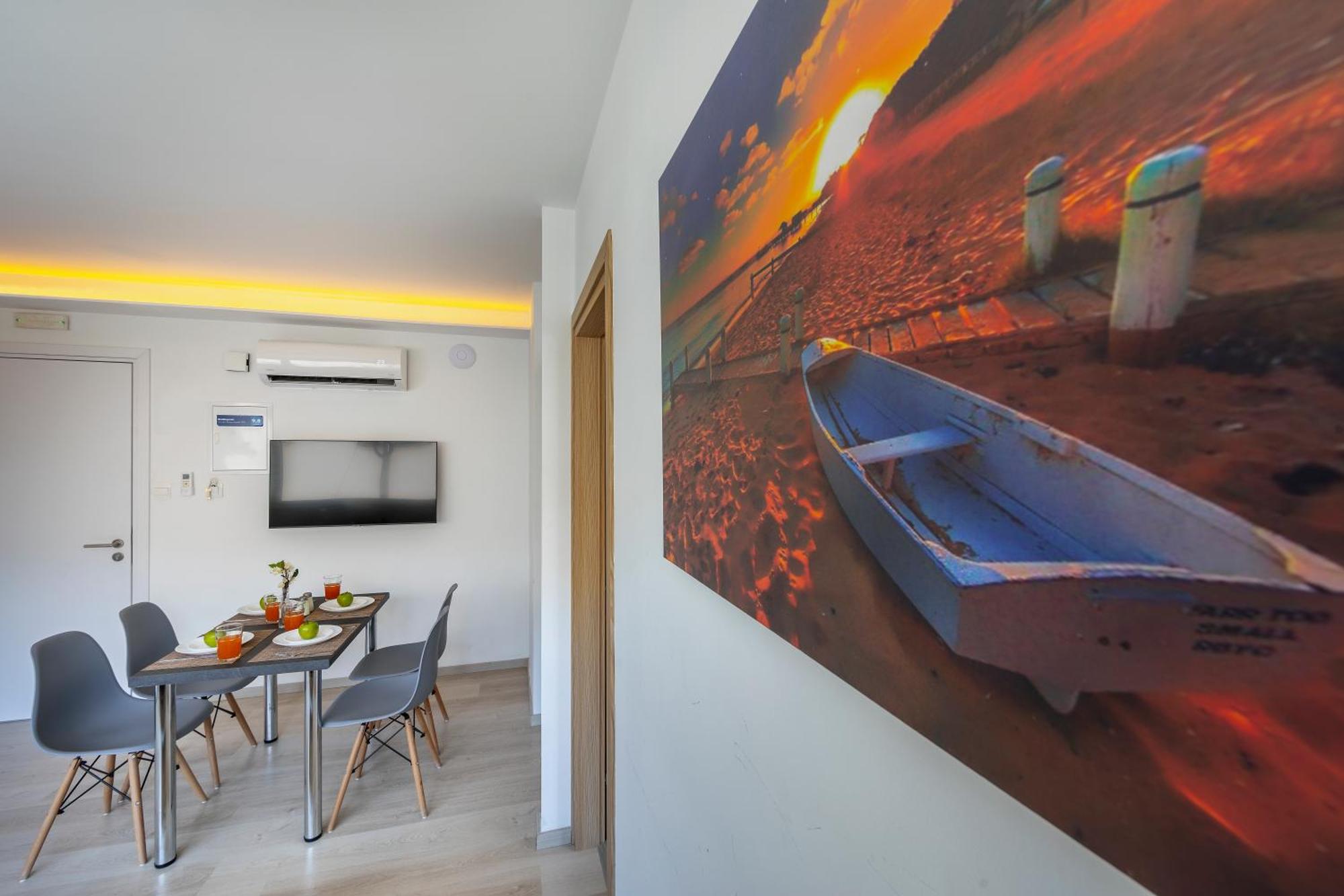 C-Premium Apts 100M From Beach And City Centre لارنكا المظهر الخارجي الصورة